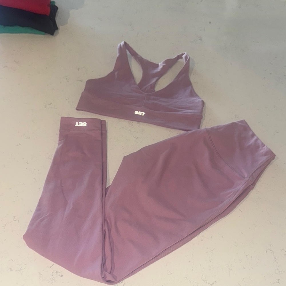 Set Active Women's Purple Sports Bra and Leggings Set